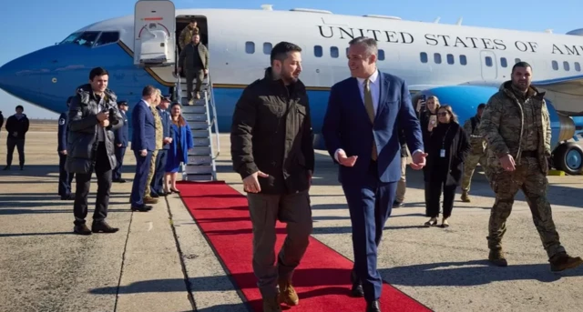 Zelensky arrives in America