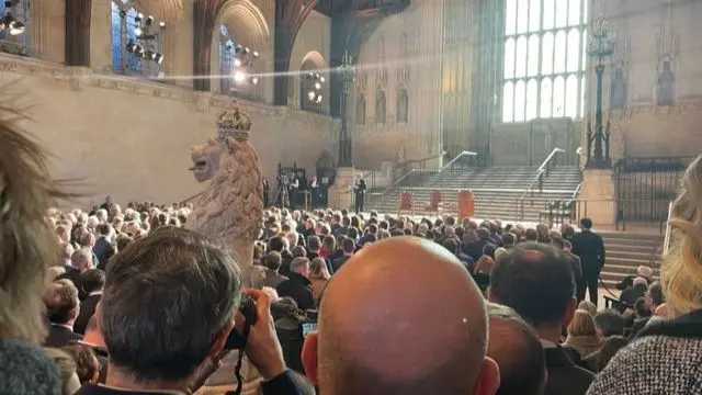 Crowds at Westminster Hall