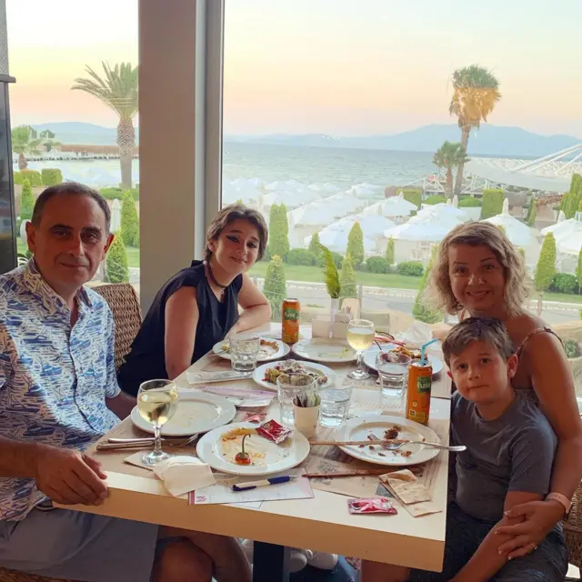 Ozge Ovun-Sert and family in Turkey