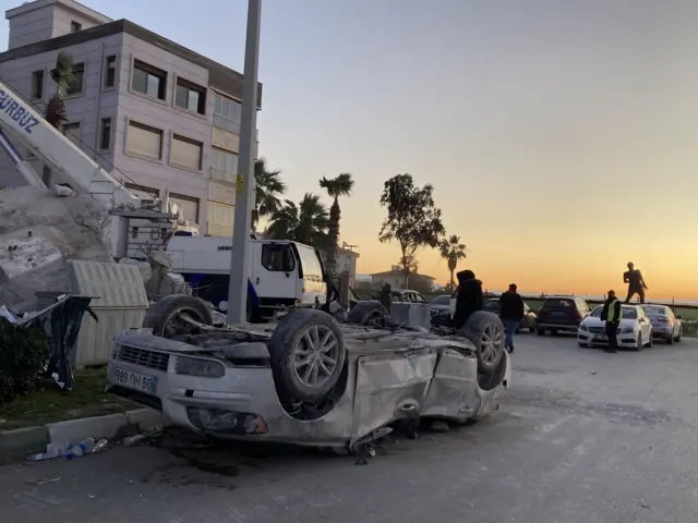 An overturned car in Iskenderun