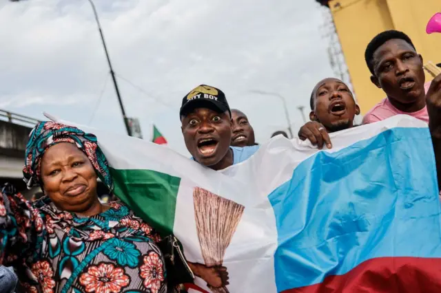 ll Progressives Congress (APC) party supporters