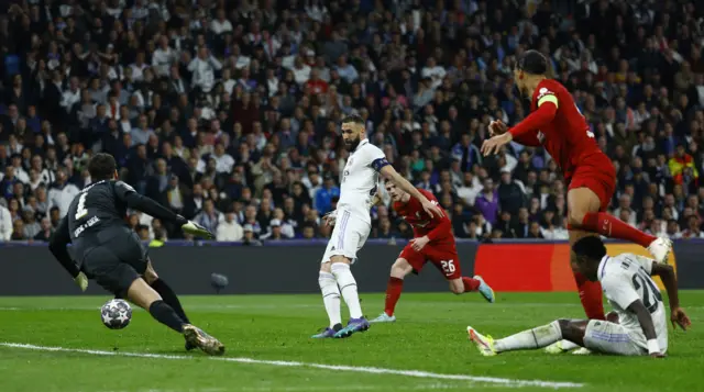 Karim Benzema scores from close range