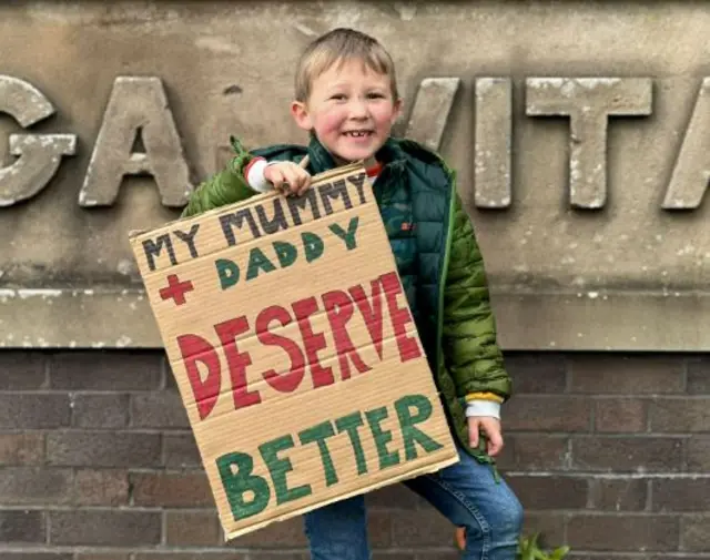 Eddie is on picket line in Sheffield