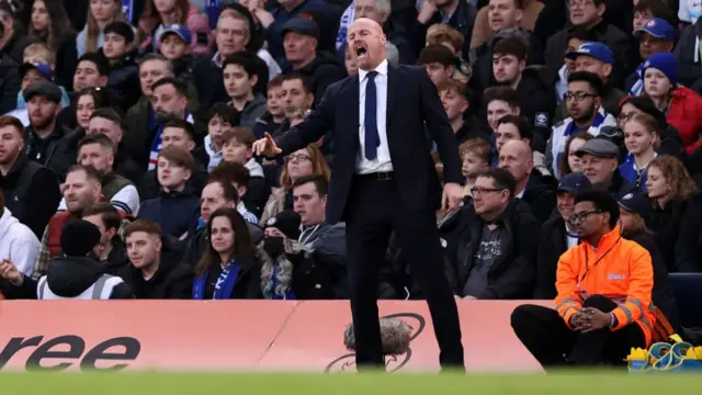 Sean Dyche at Stamford Bridge