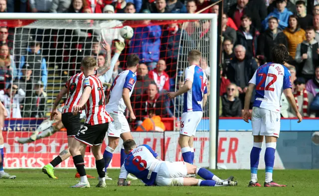 Tommy Doyle scores Sheffield United's winning goal