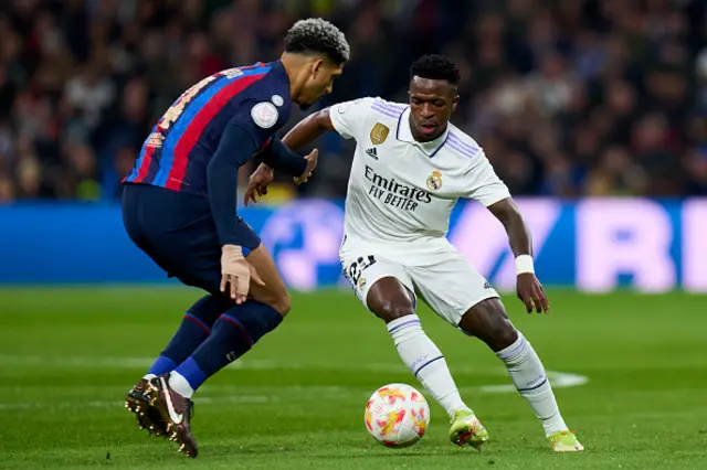 Vinicius takes on Barcelona