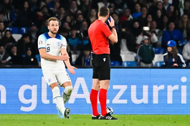 Harry Kane appeals to the referee for a penalty