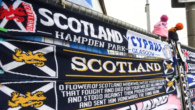 Scotland scarves