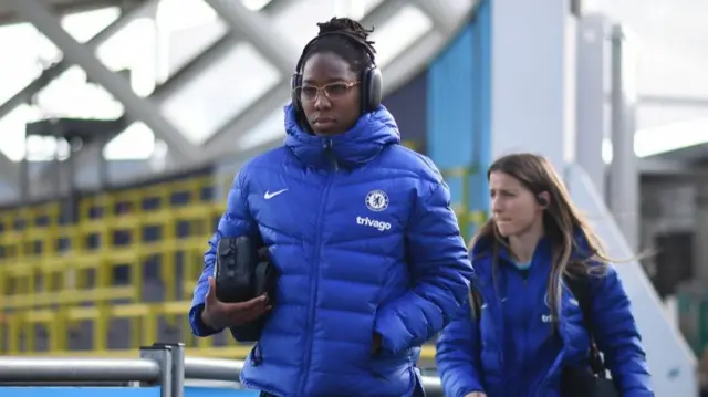 Chelsea players arrive at Manchester City