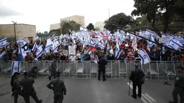 Protesters outside the Knesset, 27 March