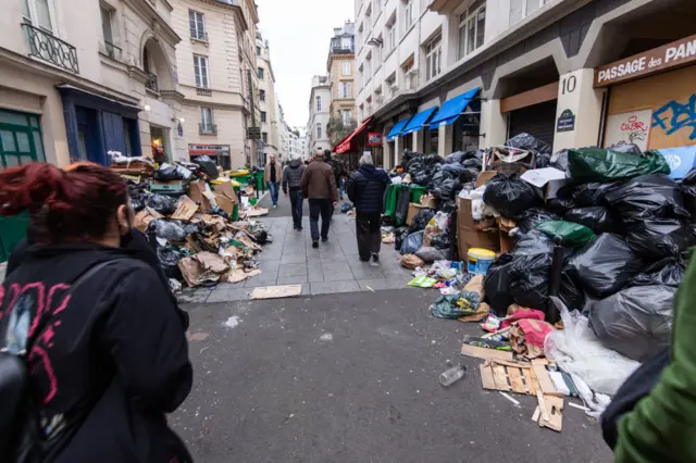 Rubbish piled up in Paris on 23 March