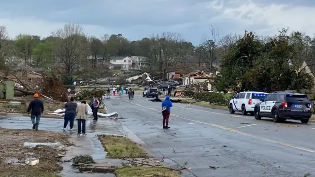 Andrew Collins tweets an image of damage to an area of Little Rock, Arkansas