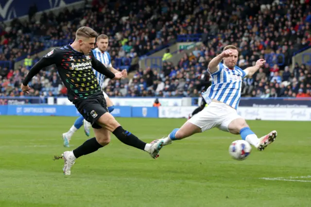 Viktor Gyokeres scores for Coventry