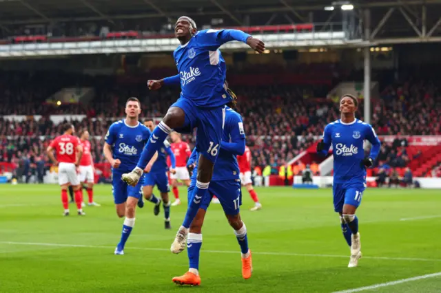 Abdoulaye Doucoure scores