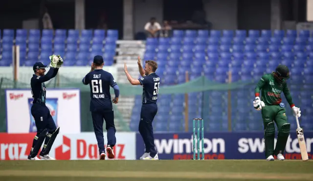 Sam Curran celebrates dismissing Litton Das