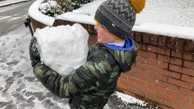 Jack with snowball