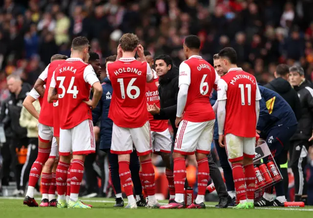 Mikel Arteta, Manager of Arsenal, gives the team instructions during the Premier League match between Arsenal FC and Leeds United