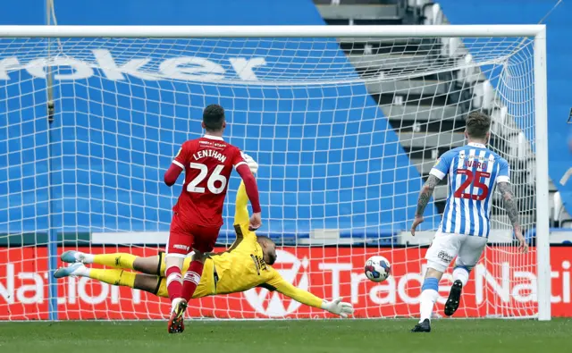 Josh Koroma scores for Huddersfield