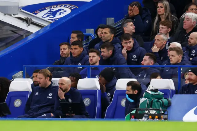 Thiago Silva and Mason Mount of Chelsea watch on from the substitutes bench