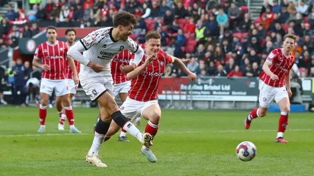 Matt Crooks goal