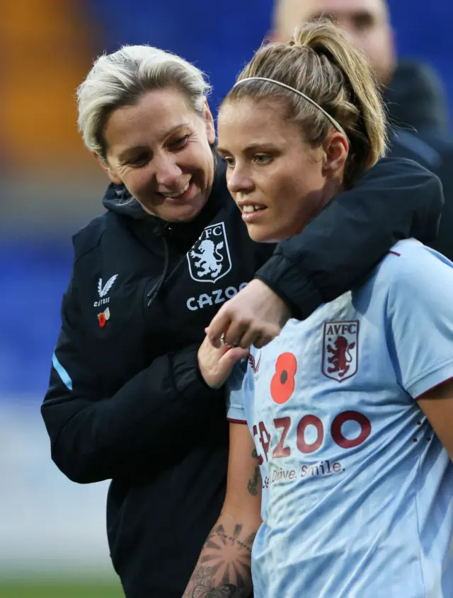 Rachel Daly and club manager Carla Ward.