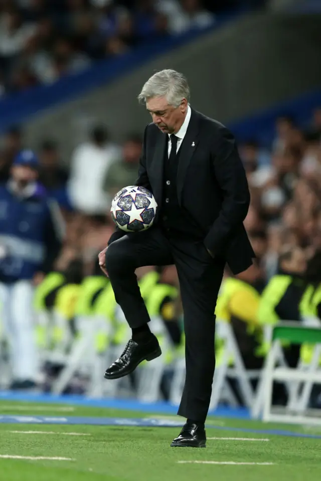 Ancelotti juggles ball