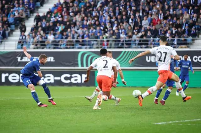 Hugo Cuypers equalises for Gent against West Ham in the Europa Conference League