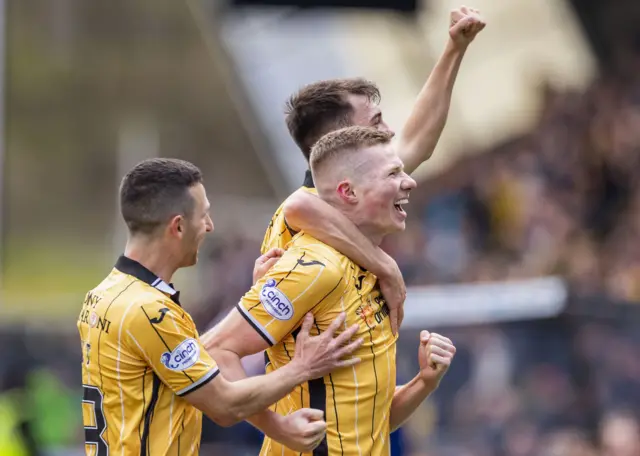 Livingston celebrate Stephen Kelly's goal