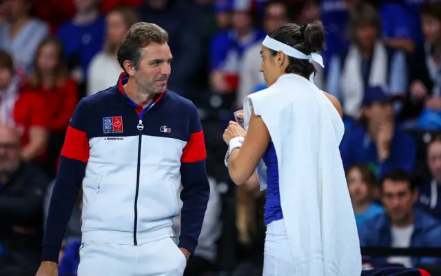 Julien Benneatu and Caroline Garcia