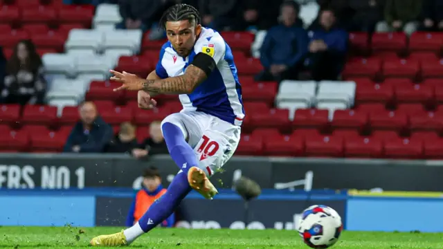 Tyrhys Dolan shoots for Blackburn against Hull