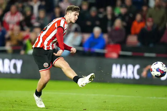 James McAtee scores for Sheffield United