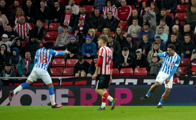 Josh Koroma equalises for Huddersfield