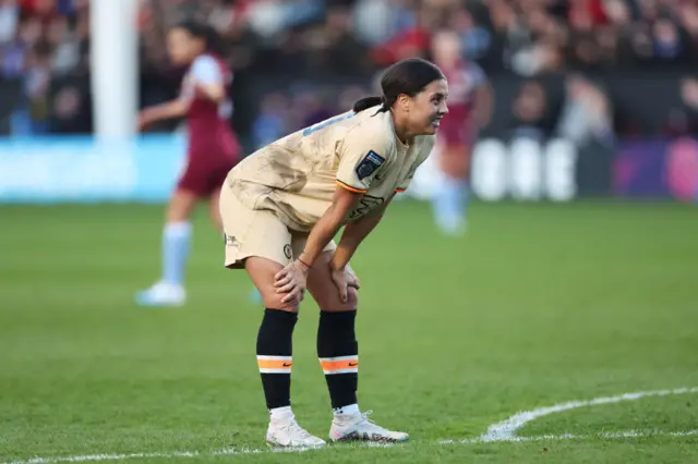 Sam Kerr looking despondent after missing a goal