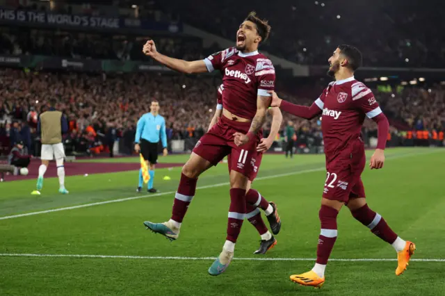 Lucas Paqueta scores for West Ham