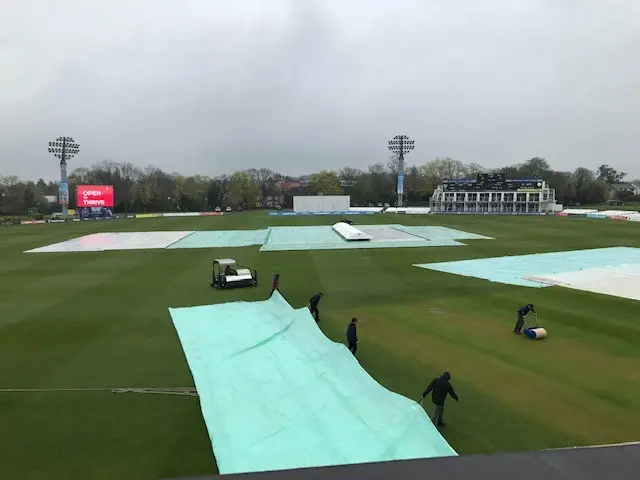 Rain at Canterbury