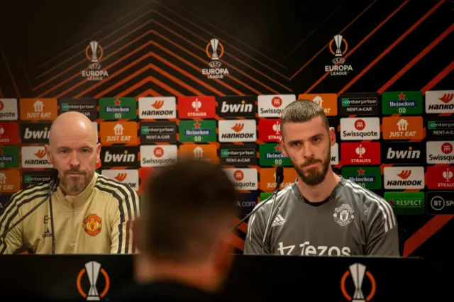 Manchester United manager Erik ten Hag and goalkeeper David de Gea in a Europa League news conference