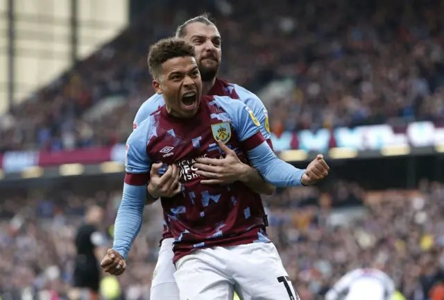 Manuel Benson celebrates equalising against QPR