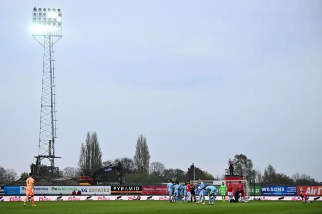 Wrexham v Boreham Wood