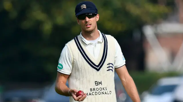 Steven Finn playing for Middlesex