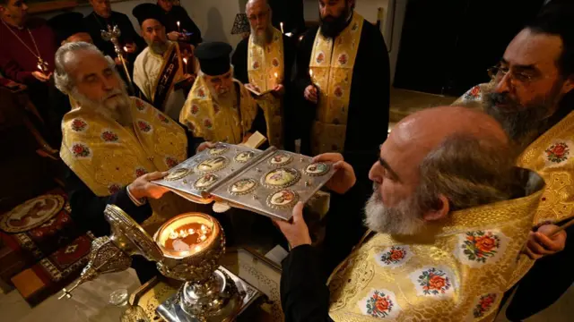 Consecration of coronation oil