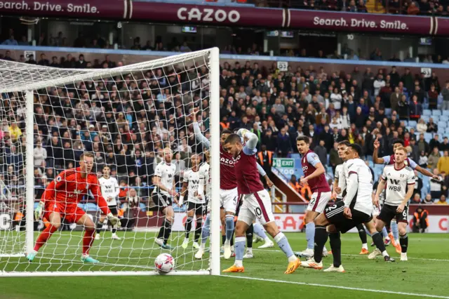 Tyrone Mings scores for Aston Villa