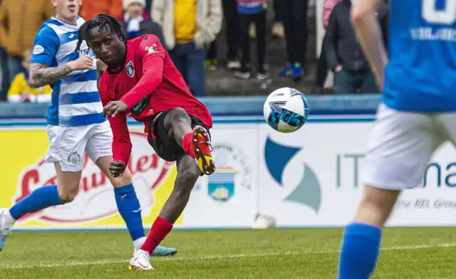 Malachi Boateng curled in a great opening goal for Queen's Park