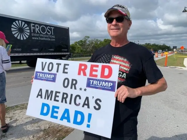 Trump supporter at Mar-a-Lago