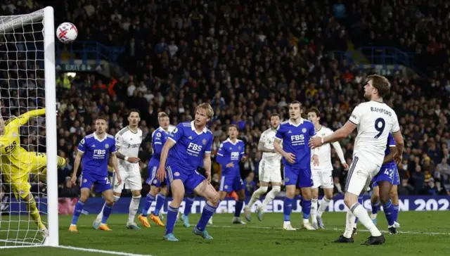 Patrick Bamford misses a big chance for Leeds against Leicester