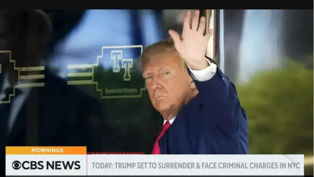 Trump photograph on CBS news