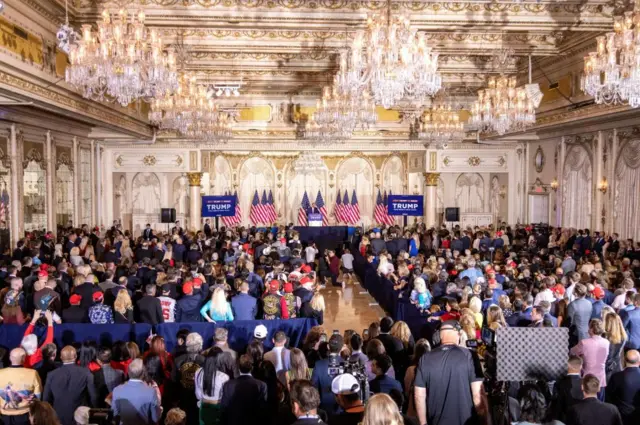 Hundreds gather as Trump delivers his remarks in Mar-a-Lago