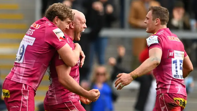 Exeter celebrate a try against Montpellier