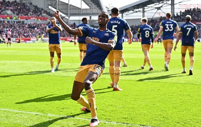 Isak celebrating his winning goal