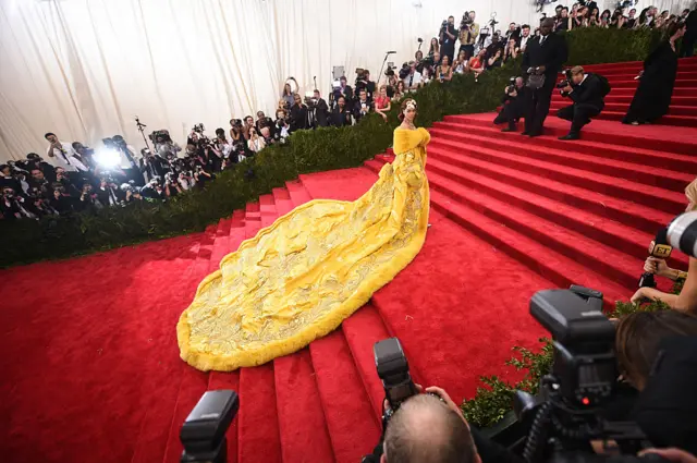 Rihanna attends the "China: Through The Looking Glass" Costume Institute Benefit Gala at the Metropolitan Museum of Art on May 4, 2015 in New York City