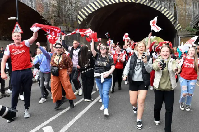 Arsenal fans get ready for the UWCL semi-final at the Emirates.